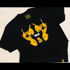 NWT Volume 4 “ Out for the boys” Men’s Skate Tee